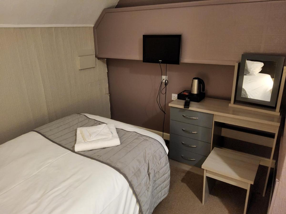 The Avenue Hotel Грантем Экстерьер фото